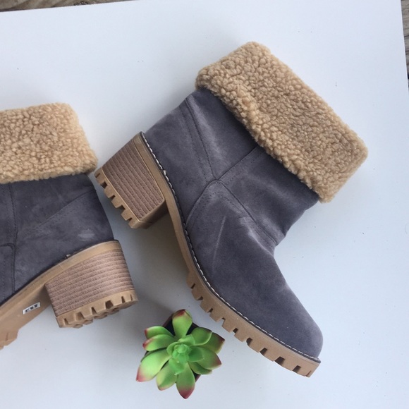 no brand Shoes - Grey 🍁 Fall boots 🥾 winter boots